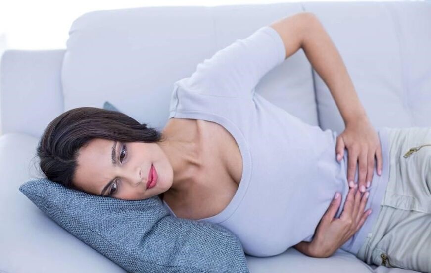 Síntomas de cistite nunha muller